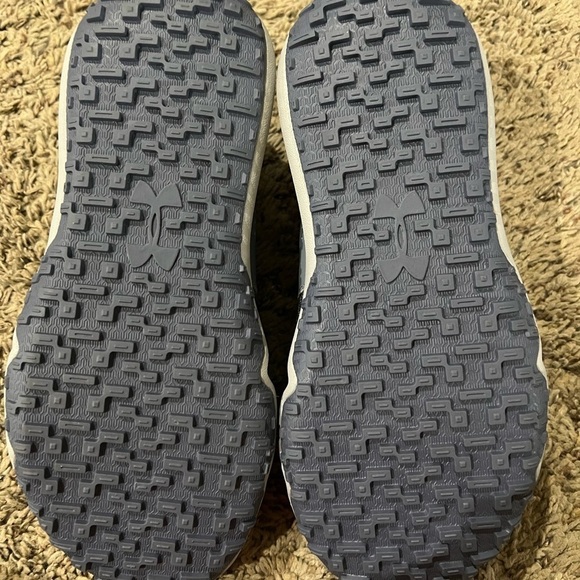 Under Armour Toccoa Women's Running Shoes Size 7 Gray Sneakers. Worm one time - Picture 6 of 6